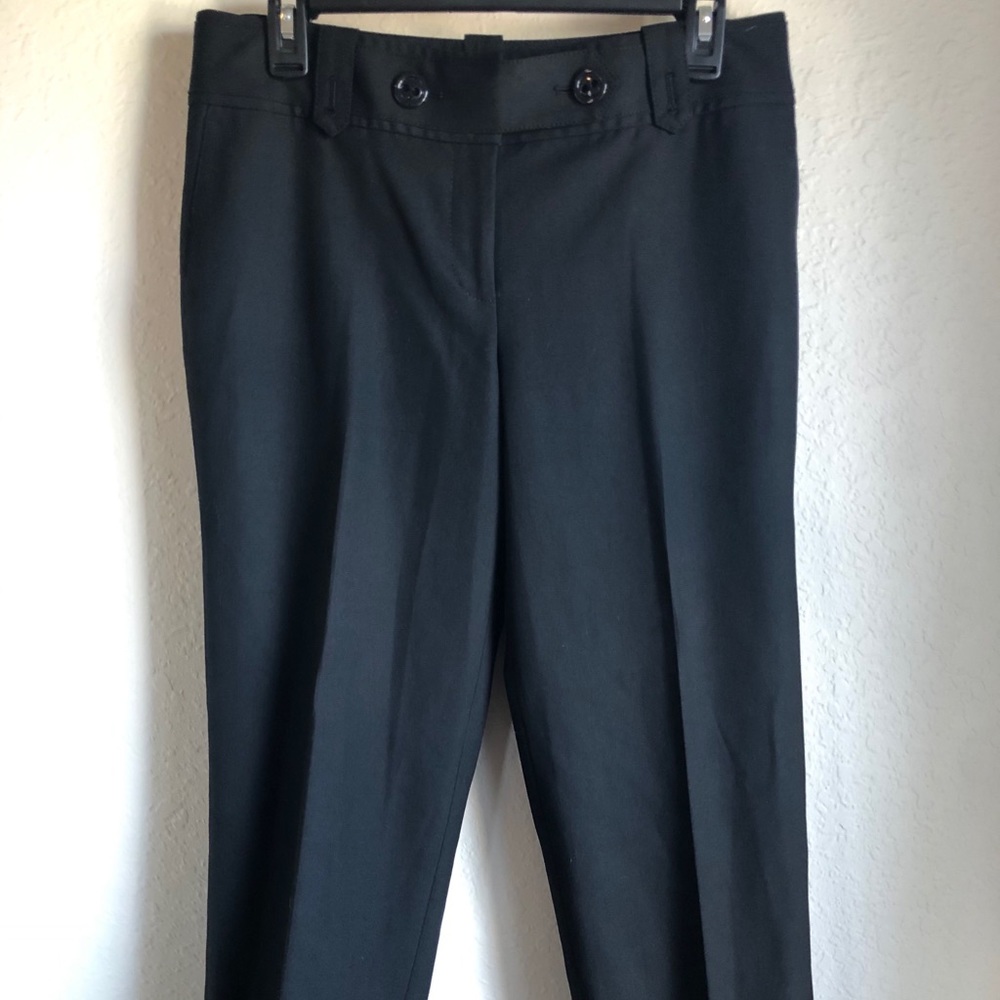 Ann Taylor-Cute black cropped dress capris